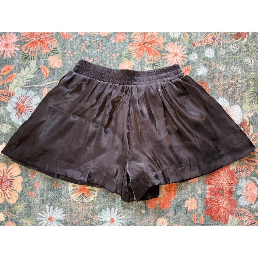 Glam Los Angeles Womens Black Satin High Waisted Wide Leg Shorts Size L NWT